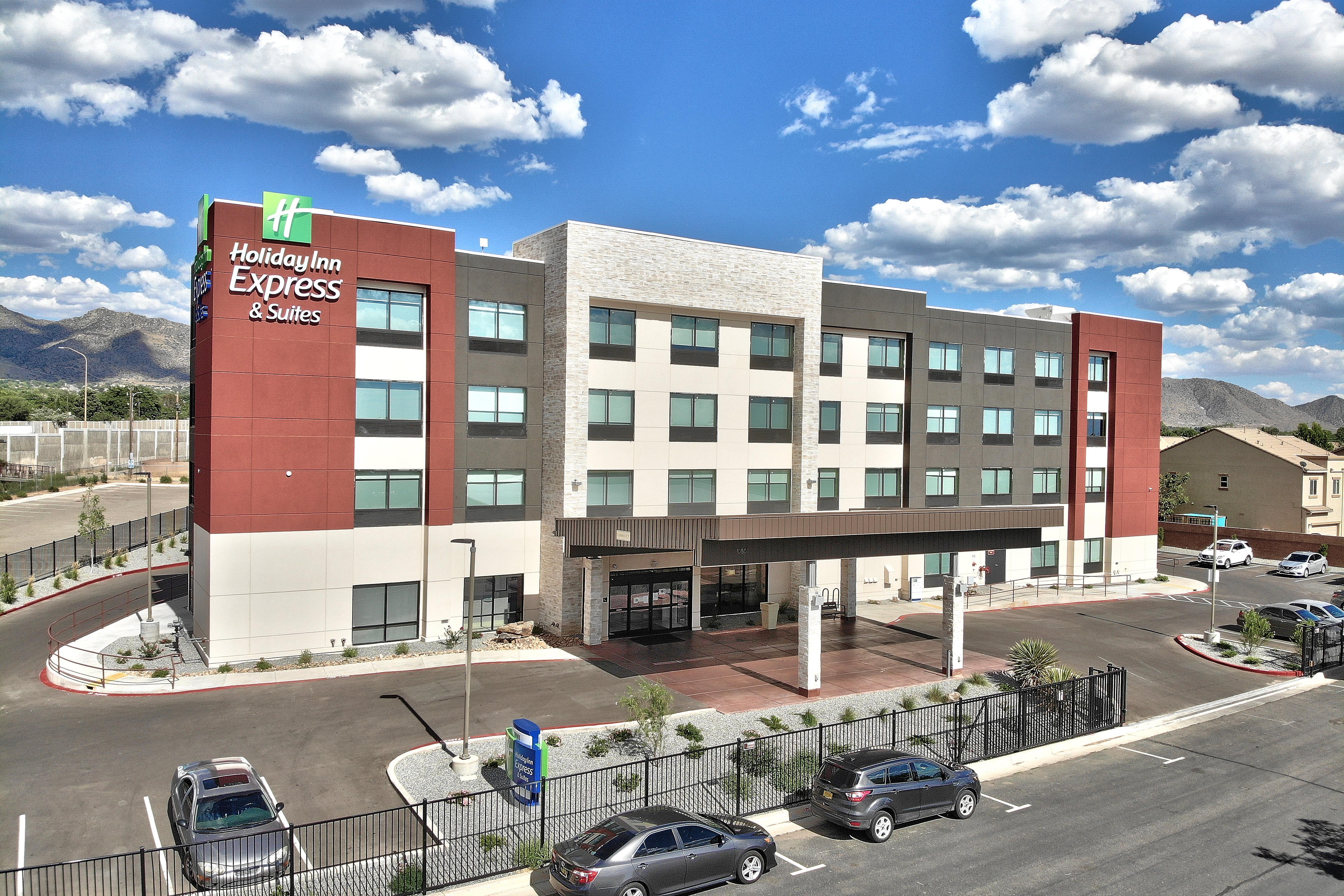 Holiday Inn Express & Suites - Albuquerque East, An Ihg Hotel Bagian luar foto